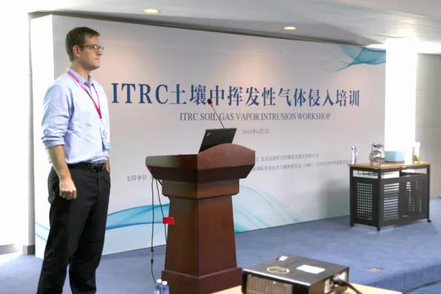 1d3b9e47396ffac11e796b4c2a5b9b27