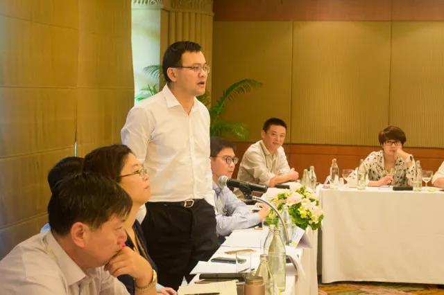 4c249086736f7eddeefe7b3cf7646344