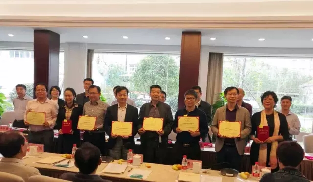 4f57ae494fc7c38e41ac4a1edba1aa89