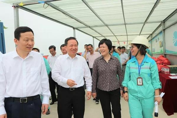 6768430e638fc0948e6976ed653d9b81