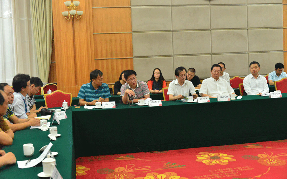 6b8531a04c34943bc5b53607ee5dc4f1