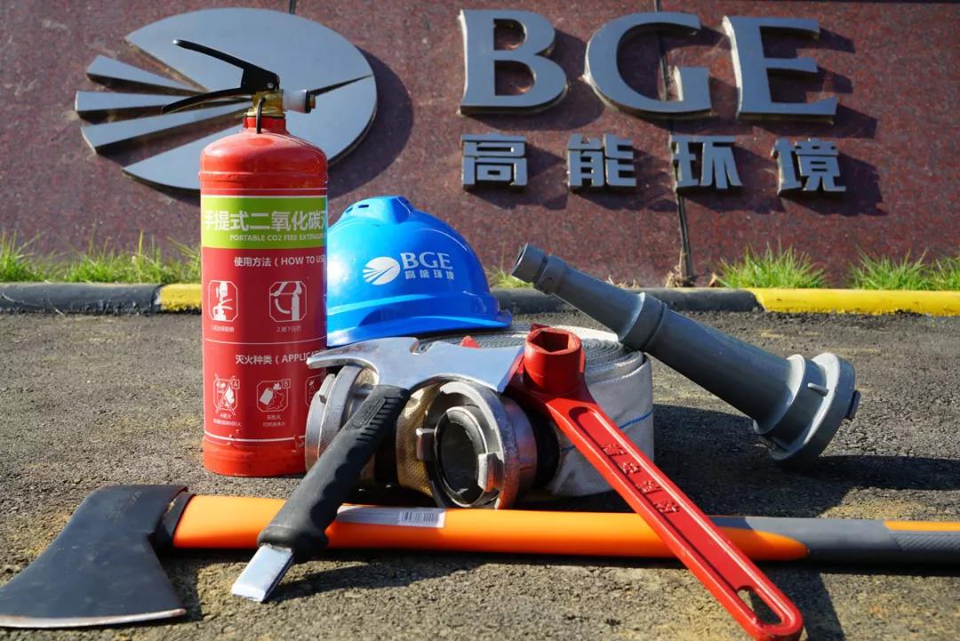 7ca529a826696274cb0bd83218794e95