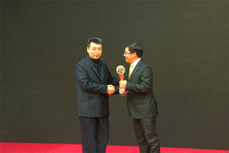 7e57d12c6e237bd8478f995f11fa4bae