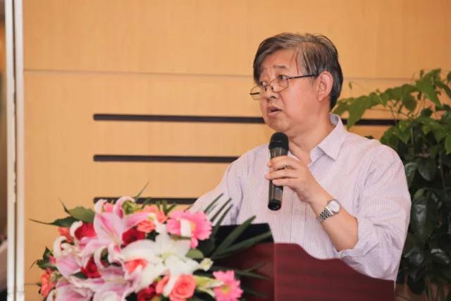 8a6519b732ee7239e0e67dd7decb7d75