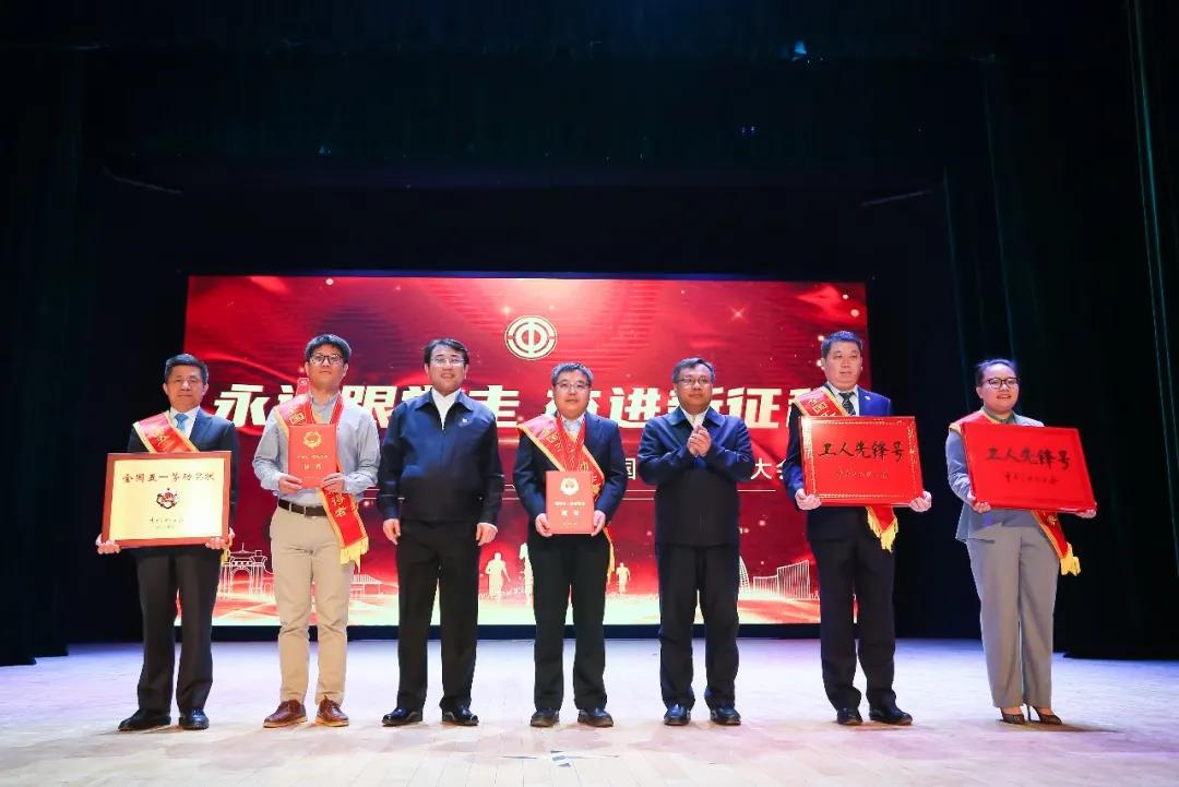 90d355b50c4e6499e9ef590007af6ab0