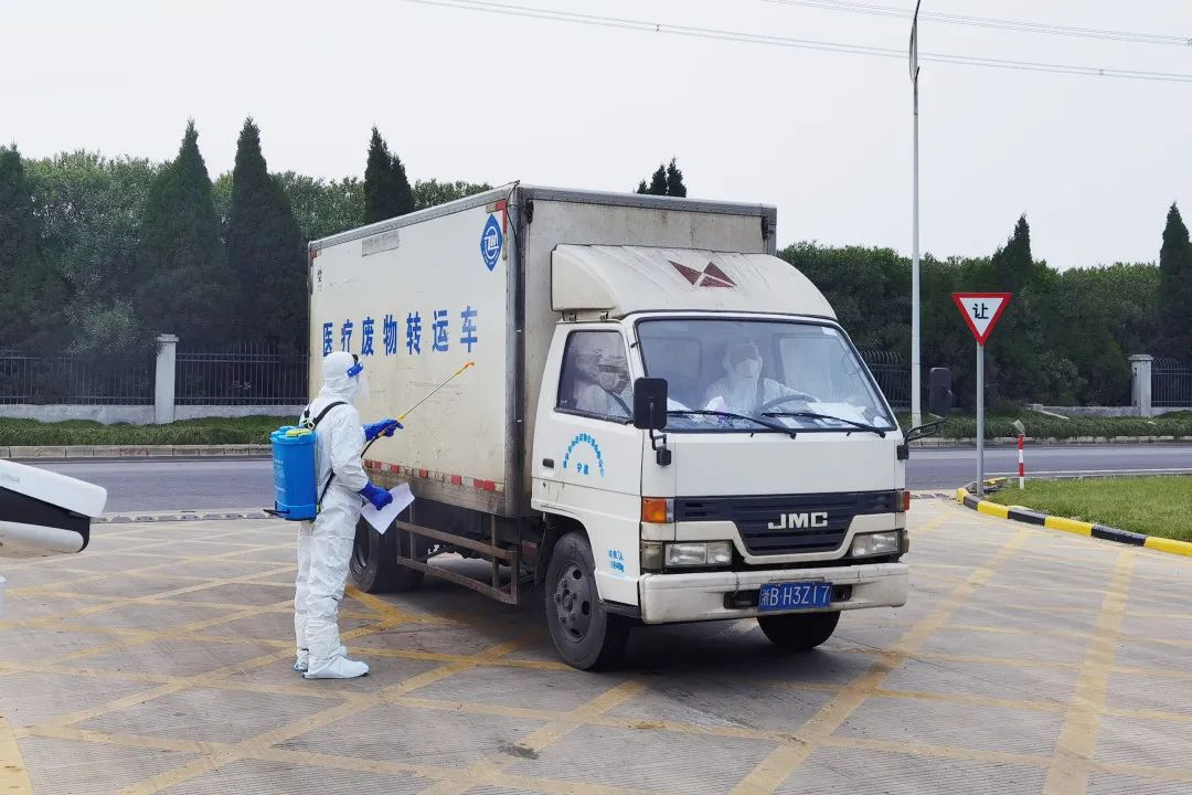 98b51d10a2ebfb1d8a94cfe0b269ee25