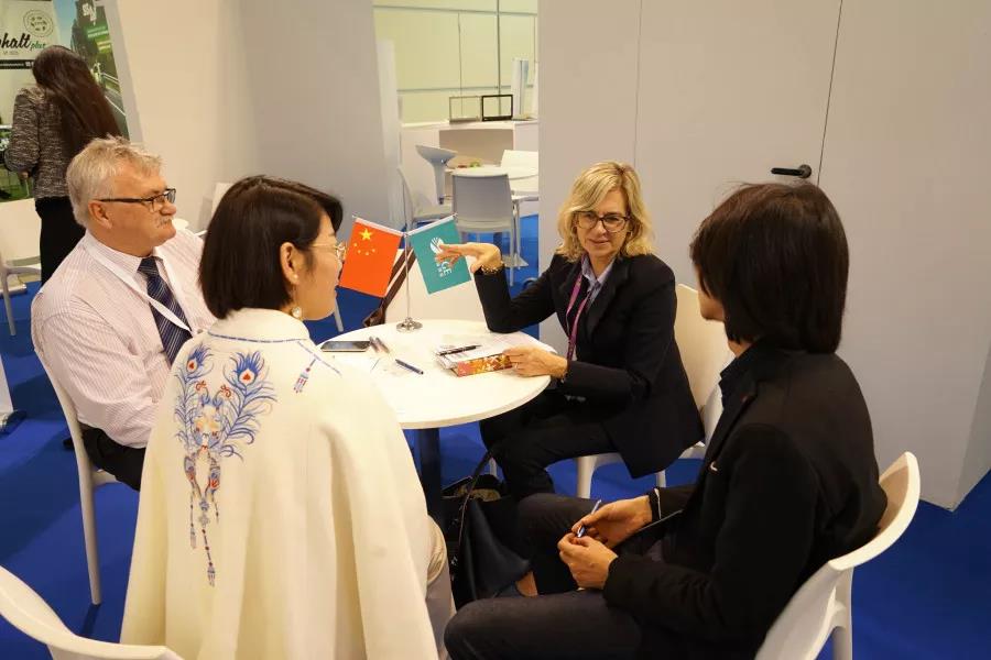 a799e03dc8d962e3cf6ceffae81b5871