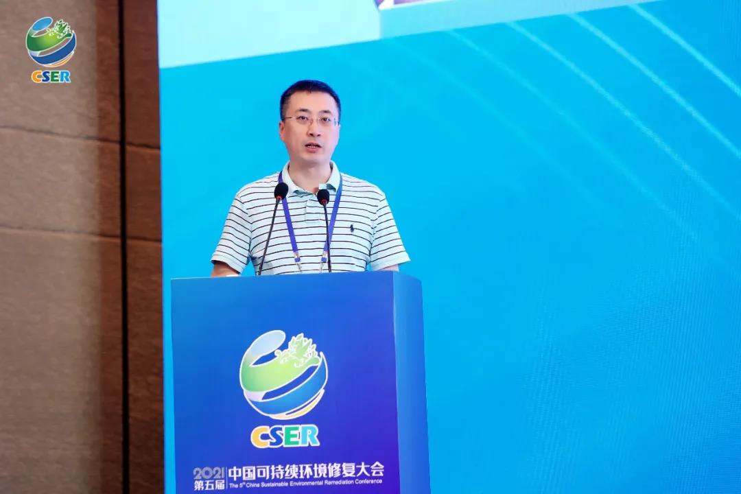 b5241e5c84660d655f91bcfda5418ab1