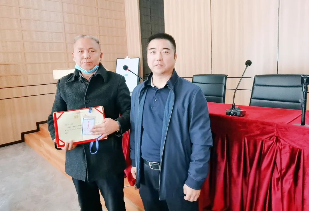 cc9cb52d56c18287208d2f6fdd049181