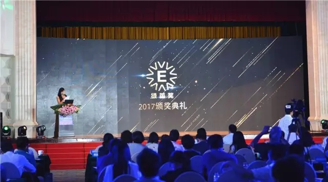 da386aa43636877c2b362eb21a756d25