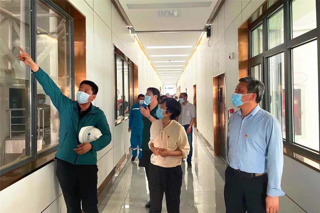 e04e1e53e817d2c7567cb40eefeaccbc