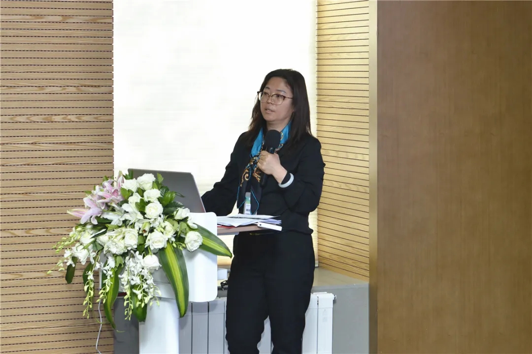 efe784adcf8041d0c2db4fea862c47b4